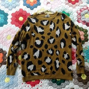 Forever 21 Leppard Print Sweater S